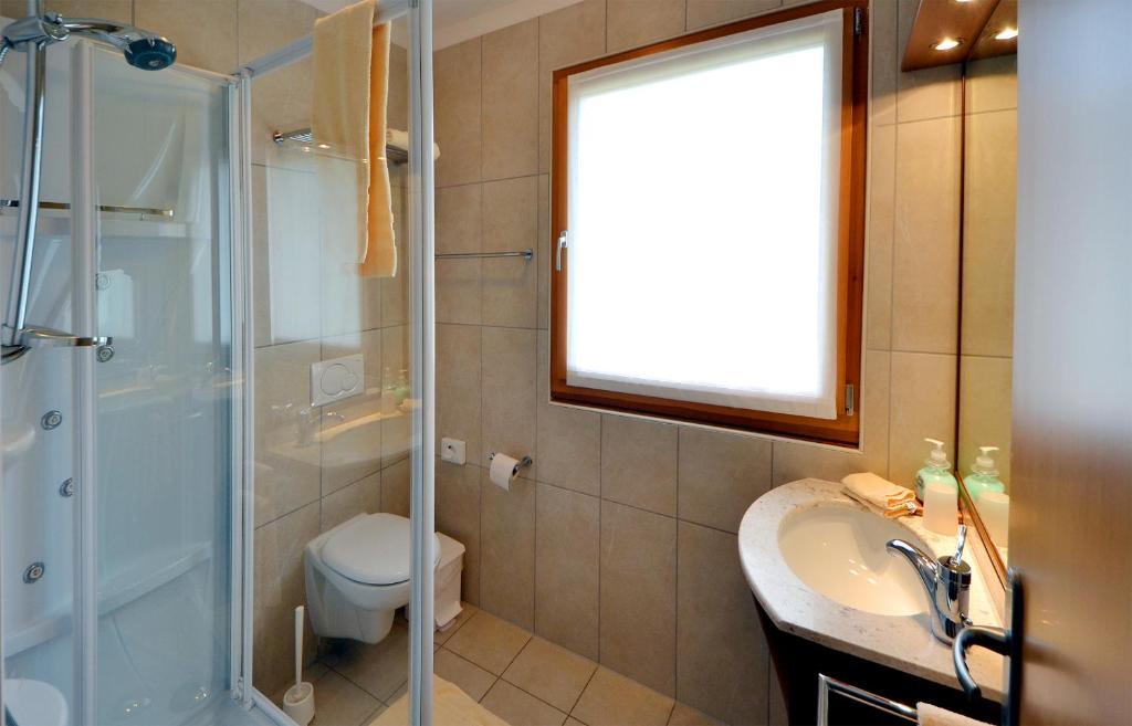 Hotel-Aparthotel Сан Бернардино Стая снимка
